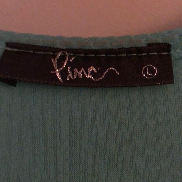 Casual outing - Picture 2 of 2